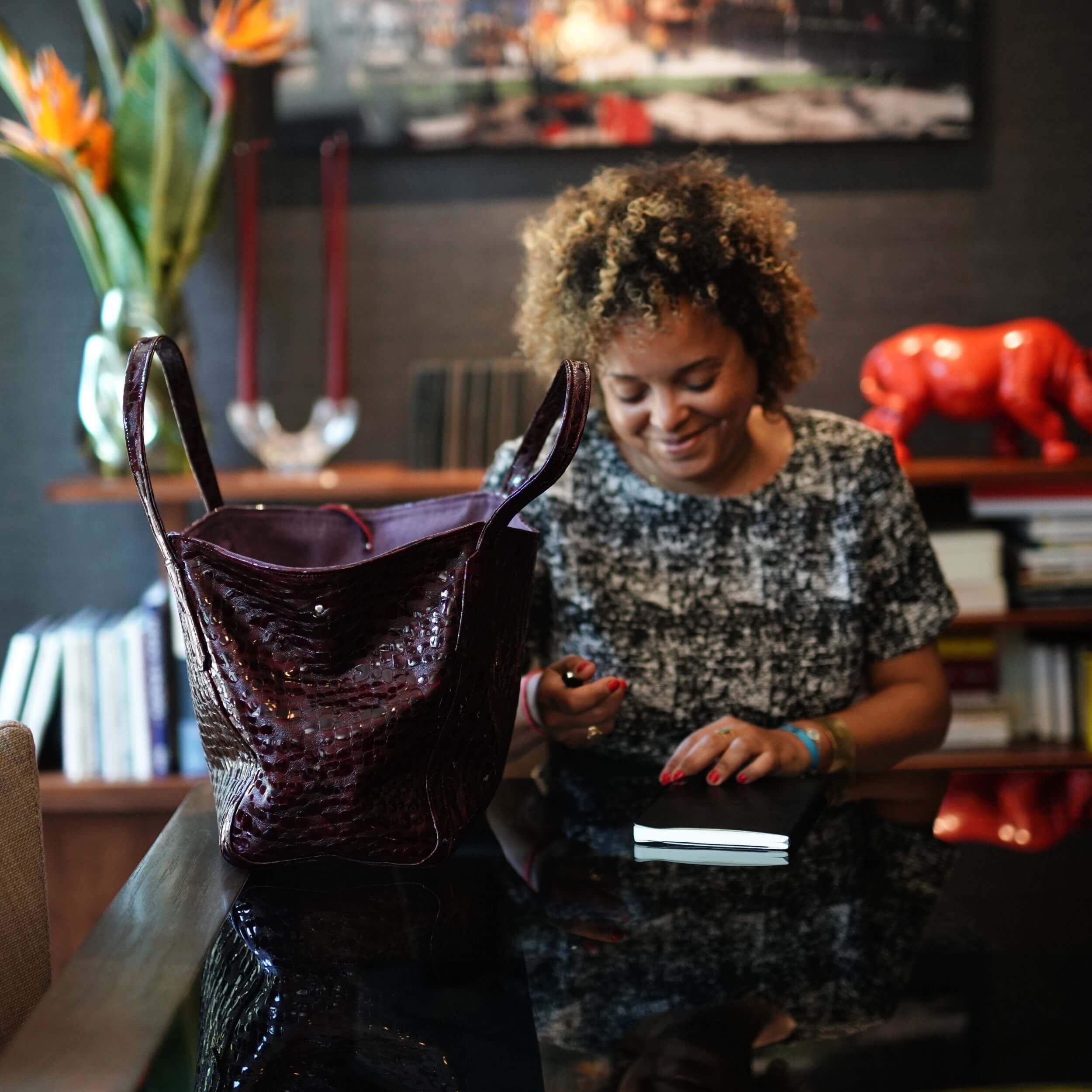 Sasha Tote Bag Perles de Burgundy – Image 3